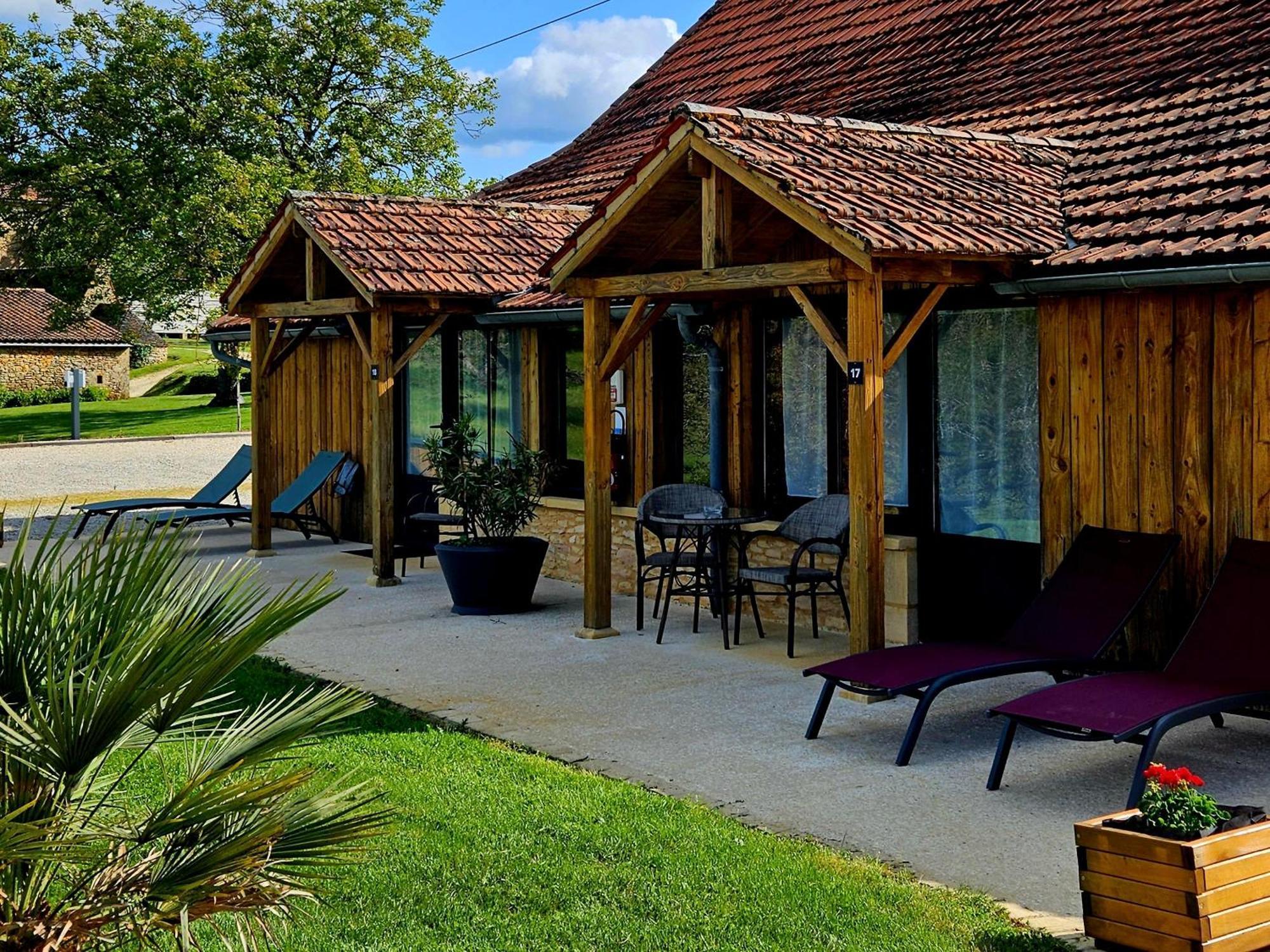 Domaine De La Rhonie Hotel Meyrals Buitenkant foto