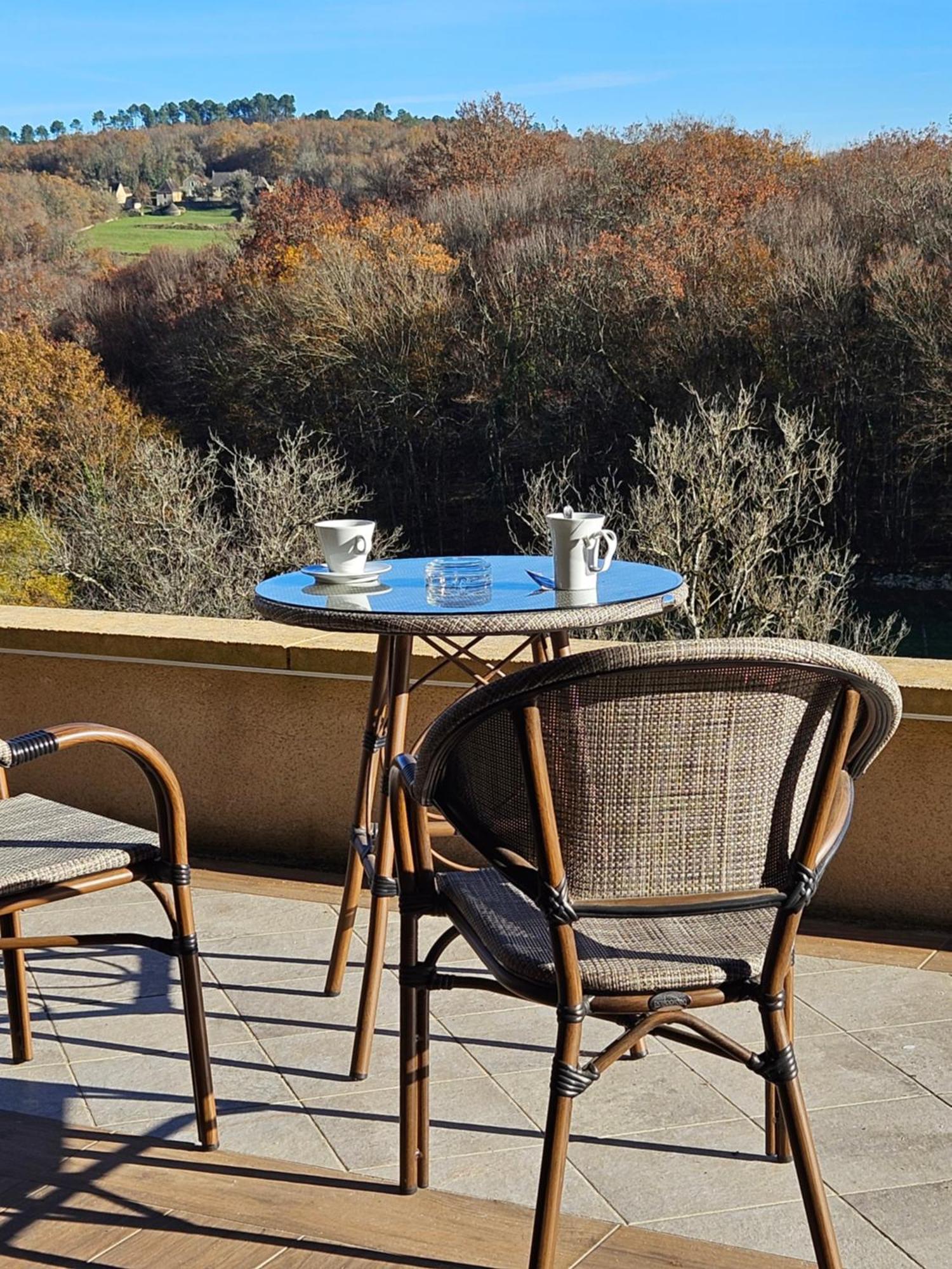 Domaine De La Rhonie Hotel Meyrals Buitenkant foto
